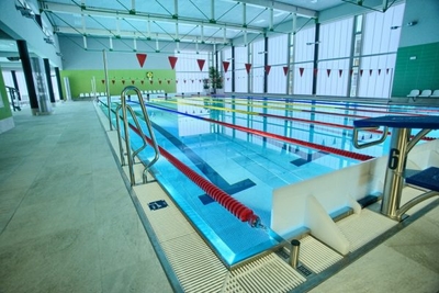 Kryta pływalnia LO im. Sienkiewicza w Częstochowie